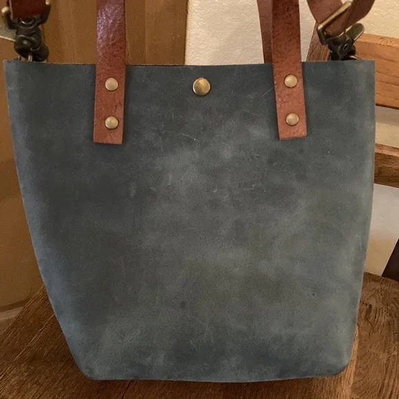 Jill’s Homestead Shorty Tote - Picture 3 of 5